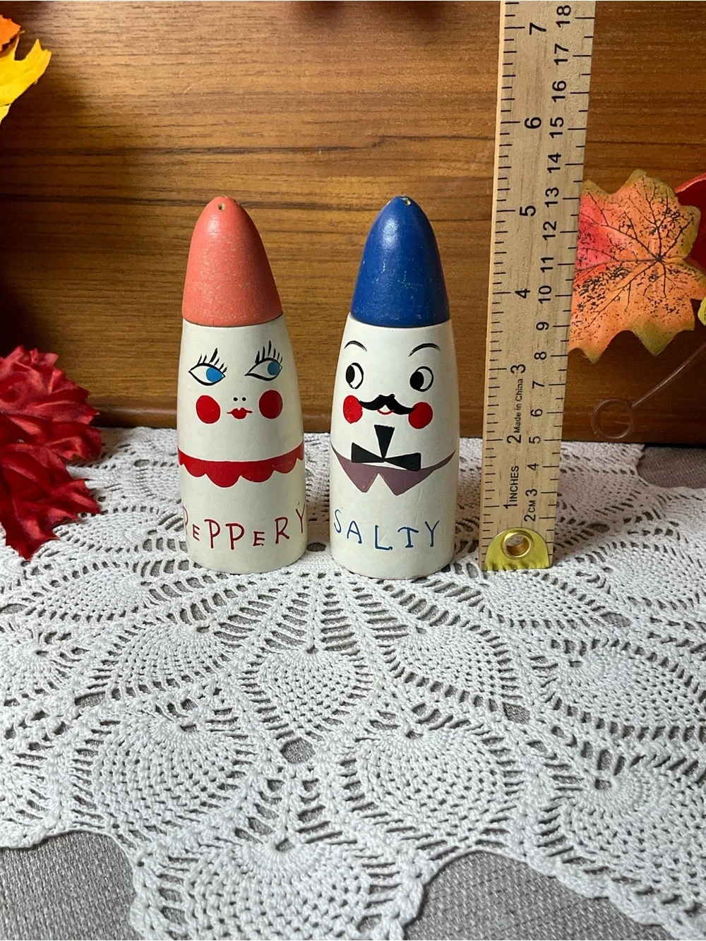 Vintage NARCO Japan Mr Salt & Mrs Pepper Wooden Shakers